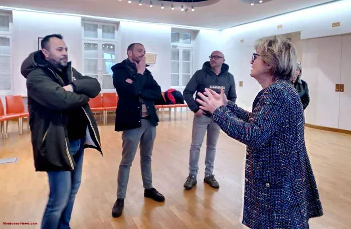 vehicule-ville-montceau-0901261