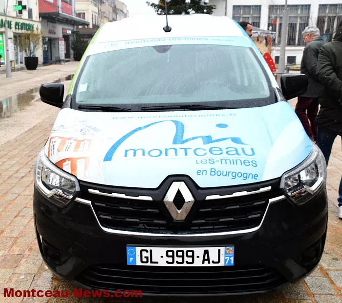 vehicule-ville-montceau-0901263