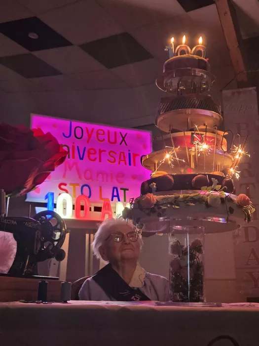 14. Le gateau des 100 ans