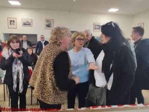 Montceau-les-Mines  : Pattes de velours