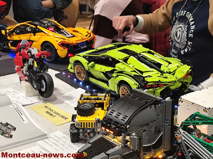 train-model-expo-21022635