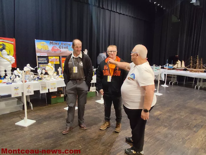 train-model-expo-2102265