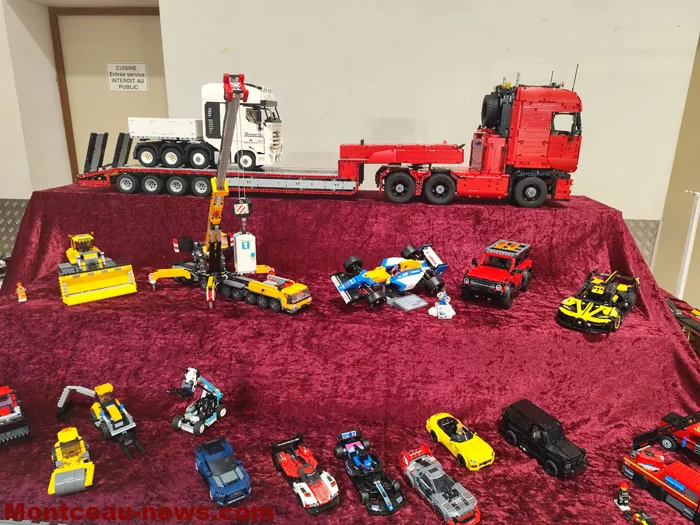 train-model-expo-21022653