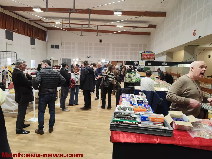 train-model-expo-21022662