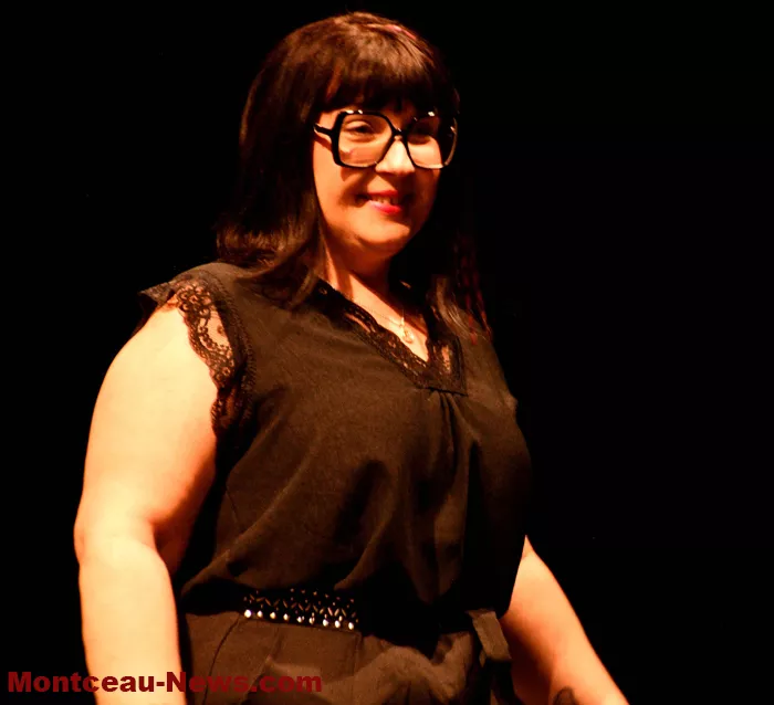 defile-nanas-09032618