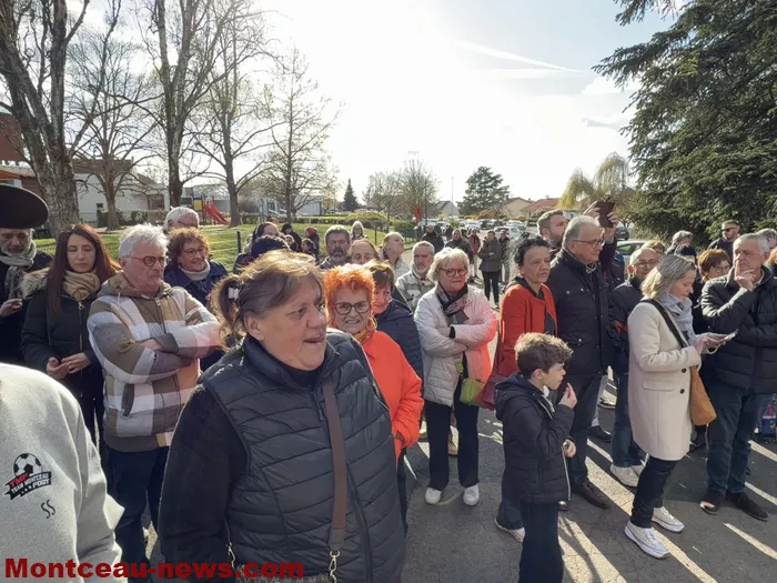 ecole-blanzy-fermeture-classe-28032627