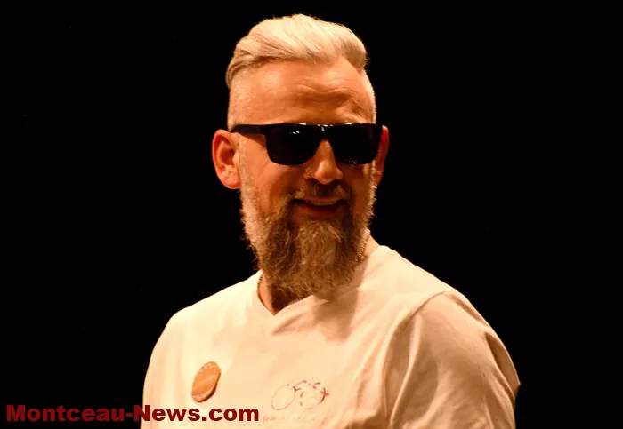 nanas-defile-09032616