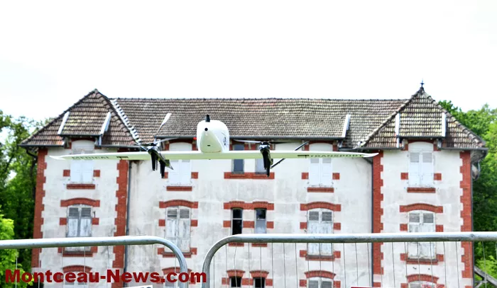 hopitaux-drone-2104267