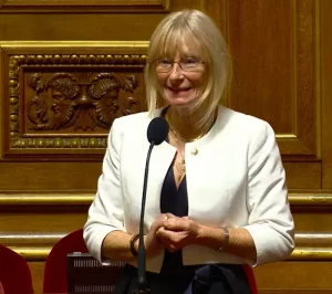 Pourquoi la nouvelle tenue de protection des sapeurs-pompiers est un problème ? 