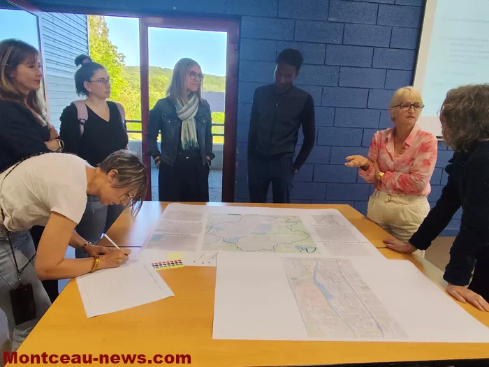 commerce-mairie-montceau-21052611