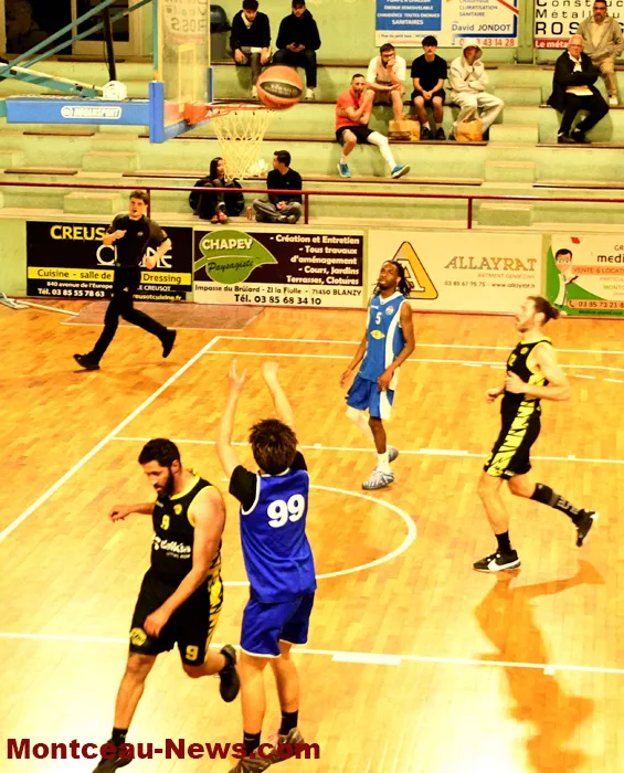 mont-basket-04052613