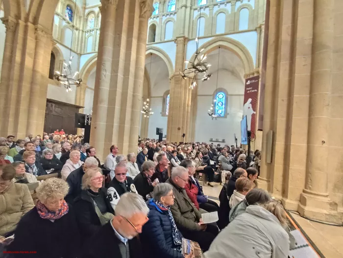 paray-messe-18052615