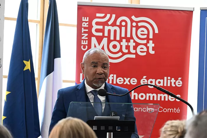 prefet-creusot-080526
