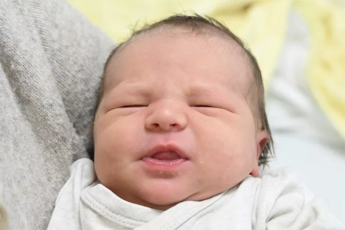 bebe-dastan-090626
