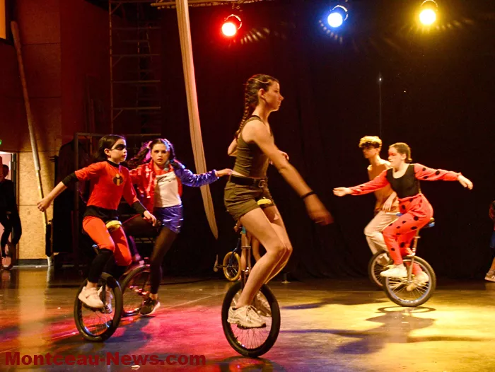 circus-galla-07062648