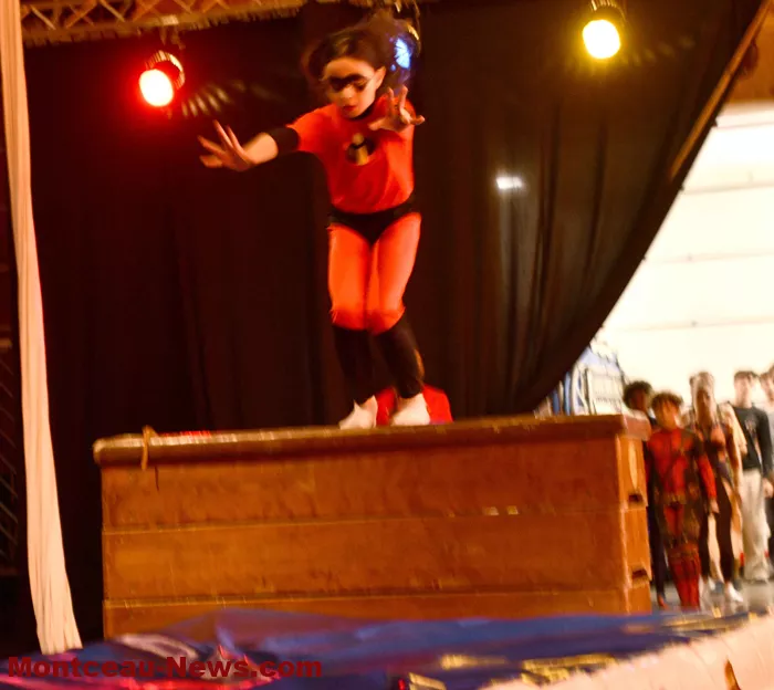 circus-galla-0706266