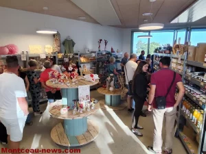 Sanvignes-les-Mines :  Boutique partagée