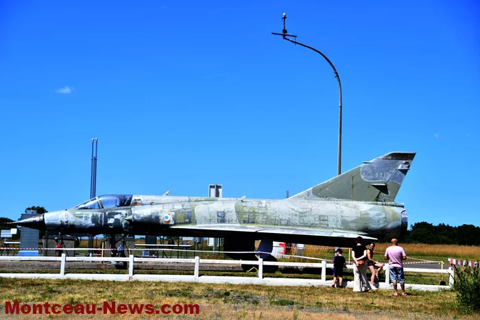 po-avion-pouilloux-1506261