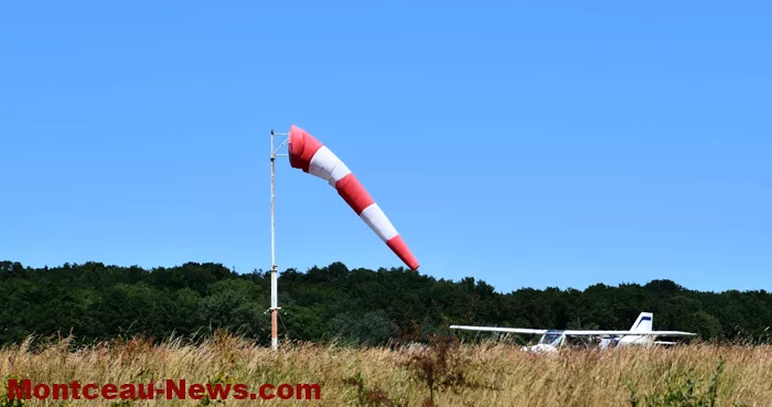 po-avion-pouilloux-1506262