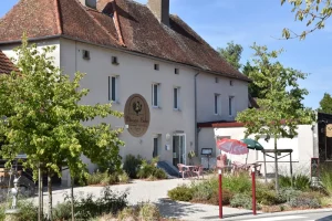 Les Bizots : inauguration de la maison Baba    