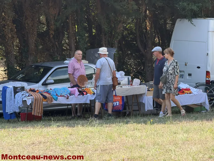 ciry-vide-grenier-16082612