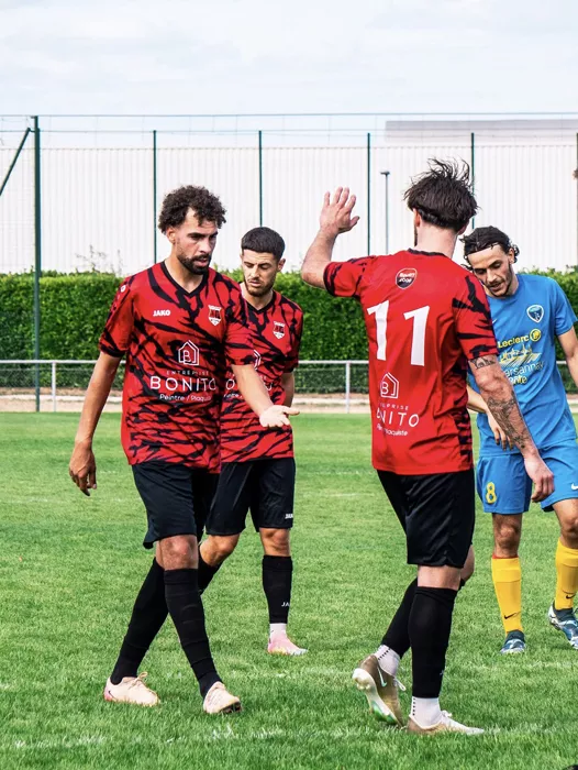 foot-yanis-2109262