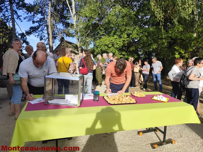 gourdon-apero-citoyen-20092621