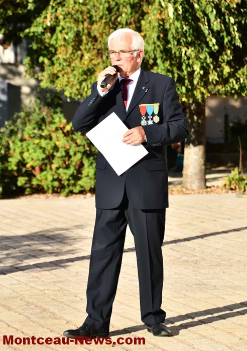 medaille-resistance-montceau-16092623