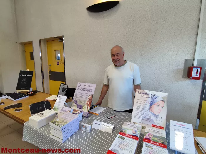 salon-livres-perrecy-21092617