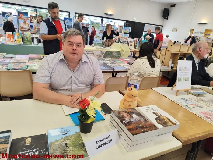 salon-livres-perrecy-21092621