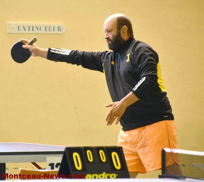 tennis-table-13092614