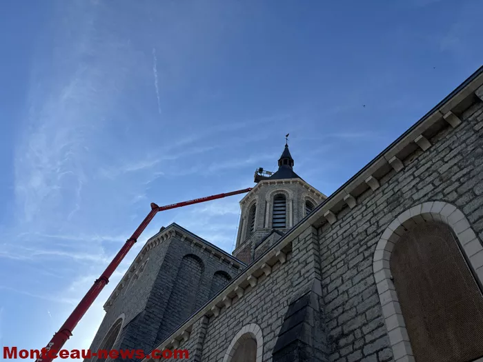 cloche-eglise-montceau-0510266