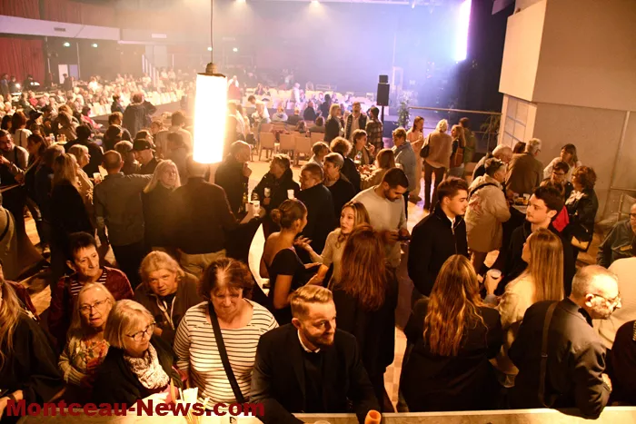 defilee-mode-montceau-commerces-10102682