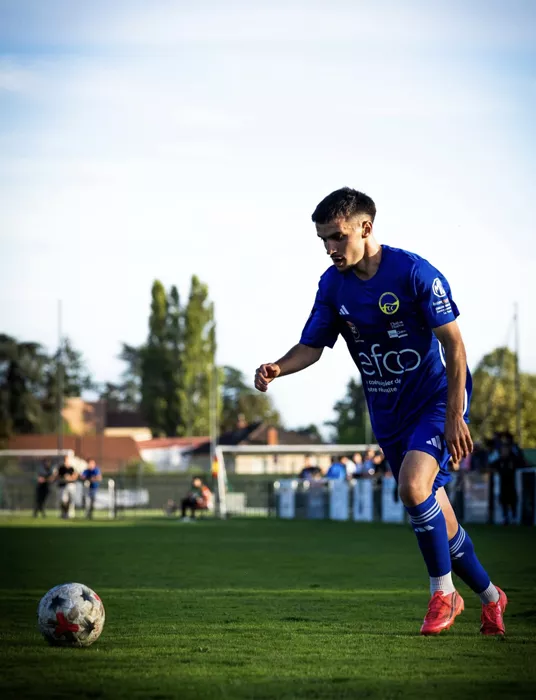 foot-yanis-1810262