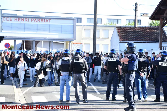 greve-manif-lycee-parriat-02102616