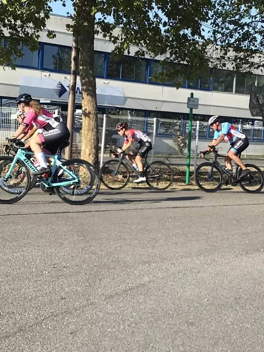 velo-montceau-01102613
